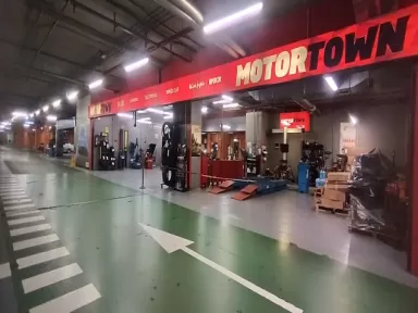 Taller MotorTown Santiago de Compostela