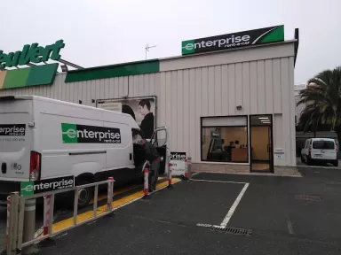 Enterprise Alquiler de Coches y Furgonetas - Estación De Tren De A Coruña